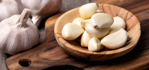 10 Profound Health Benefits Of Garlic That You Need To Know, 10 Profound Health Benefits Of Garlic That You Need To Know